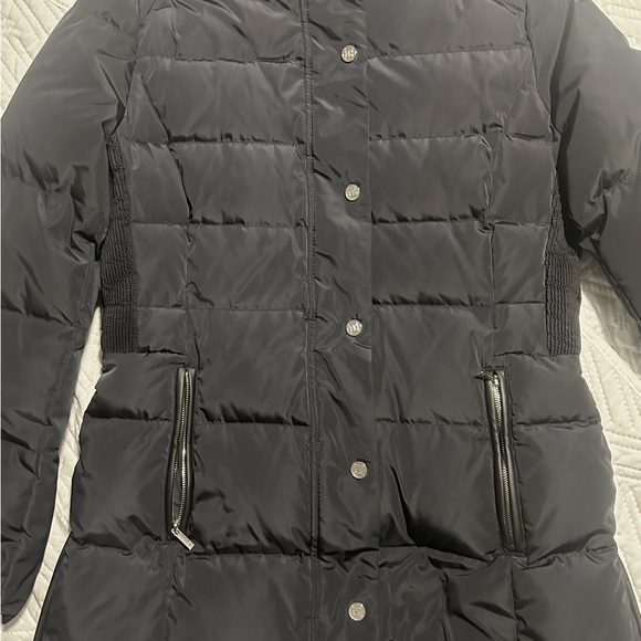 Beautiful New Ivanka Trump Navy Blue Down Jacket! - Picture 15 of 16